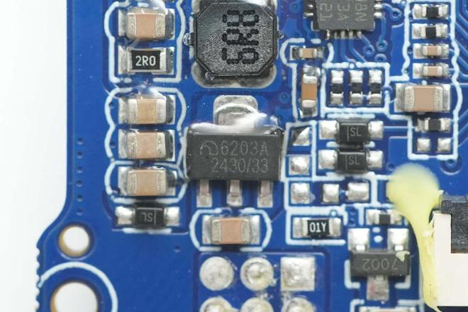 C方案绿联100W大功率快充移动电源拆解冰球突破内置智融科技SW6301 SO(图3)